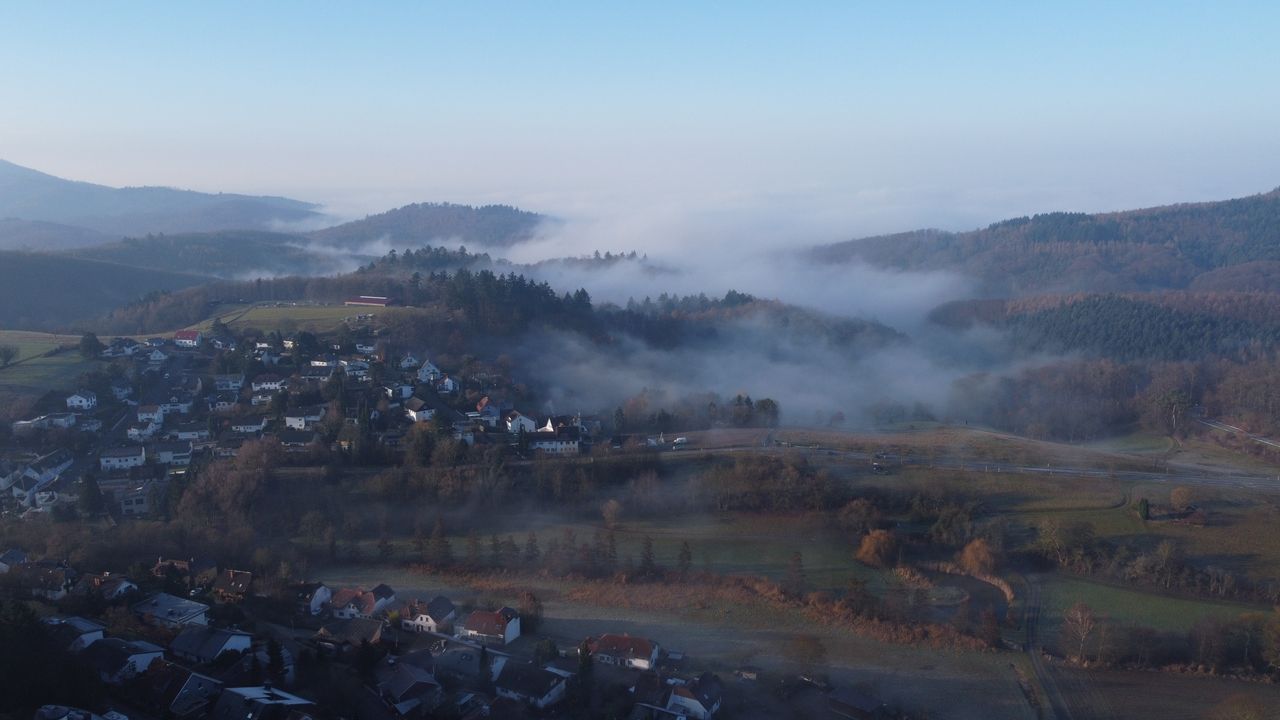 Mehr über den Artikel erfahren Spontan campen in der Rhein-Neckar-Region: Auto als Wochenend-Basislager