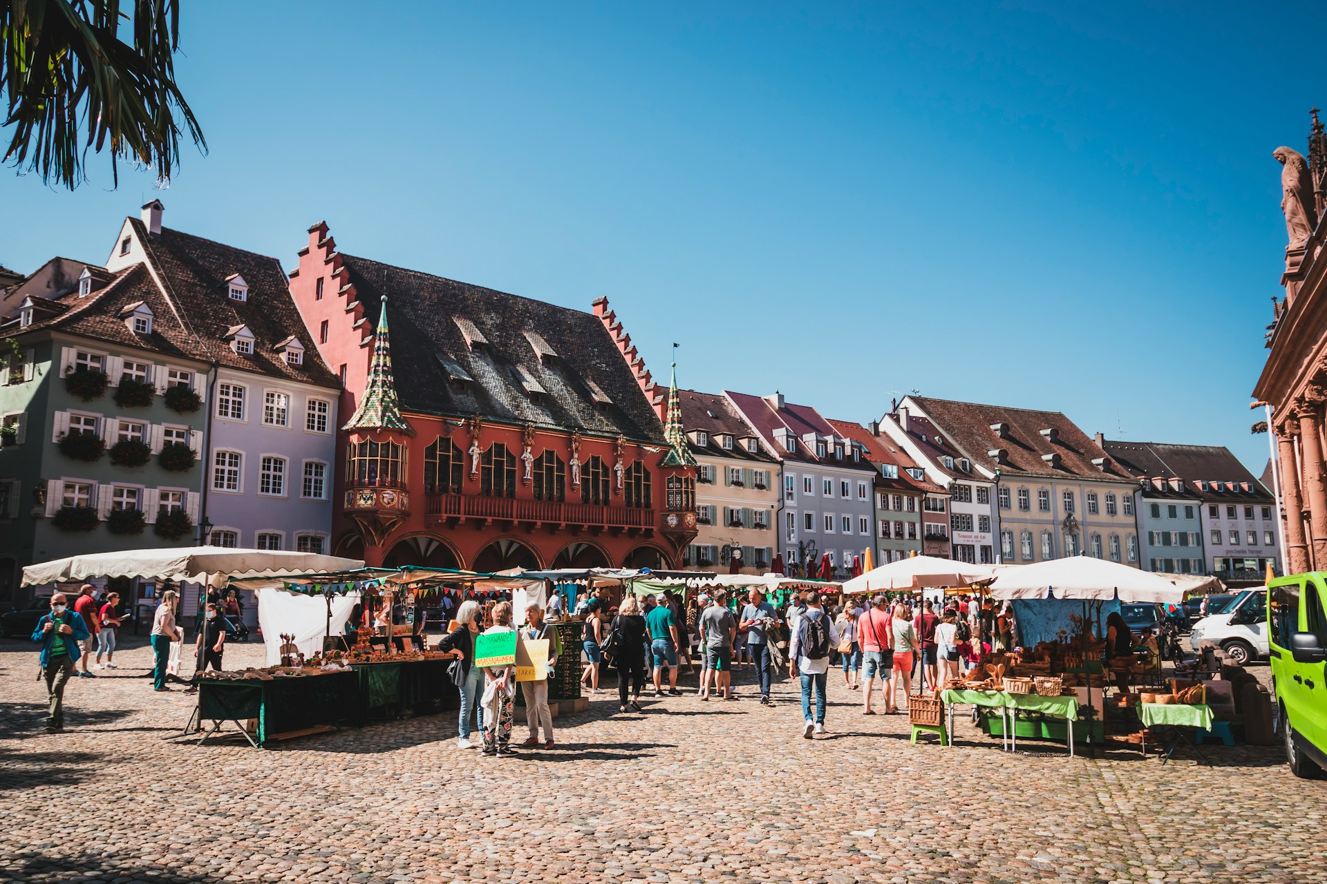 Mehr über den Artikel erfahren Sinsheimer Herbst 2026: Programm, Markt und verkaufsoffener Sonntag